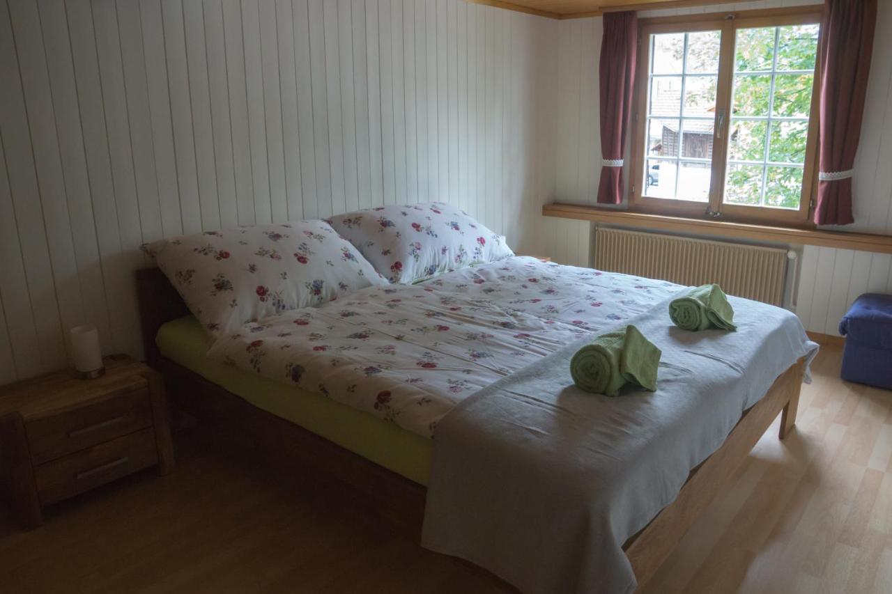Oldswisshome Matten bei Interlaken エクステリア 写真