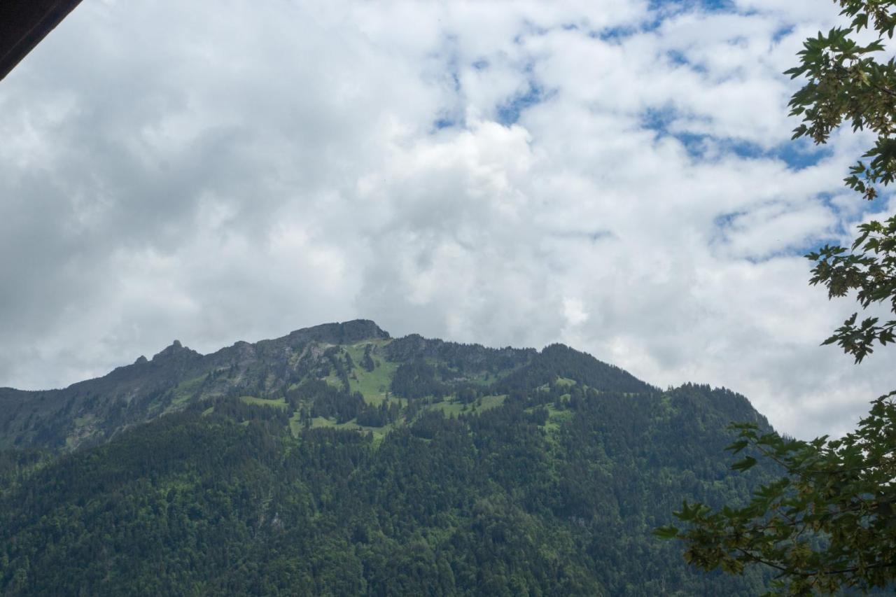 Oldswisshome Matten bei Interlaken エクステリア 写真